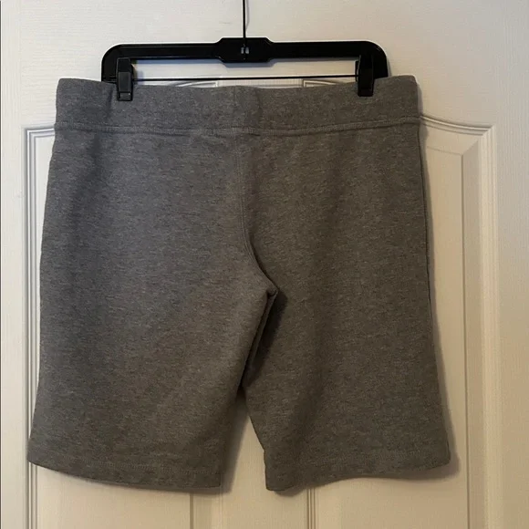 Danskin Women's Gray Athletic Shorts size L - Picture 3 of 3